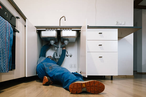 Professional Plumbing technician working in Hometown, PA